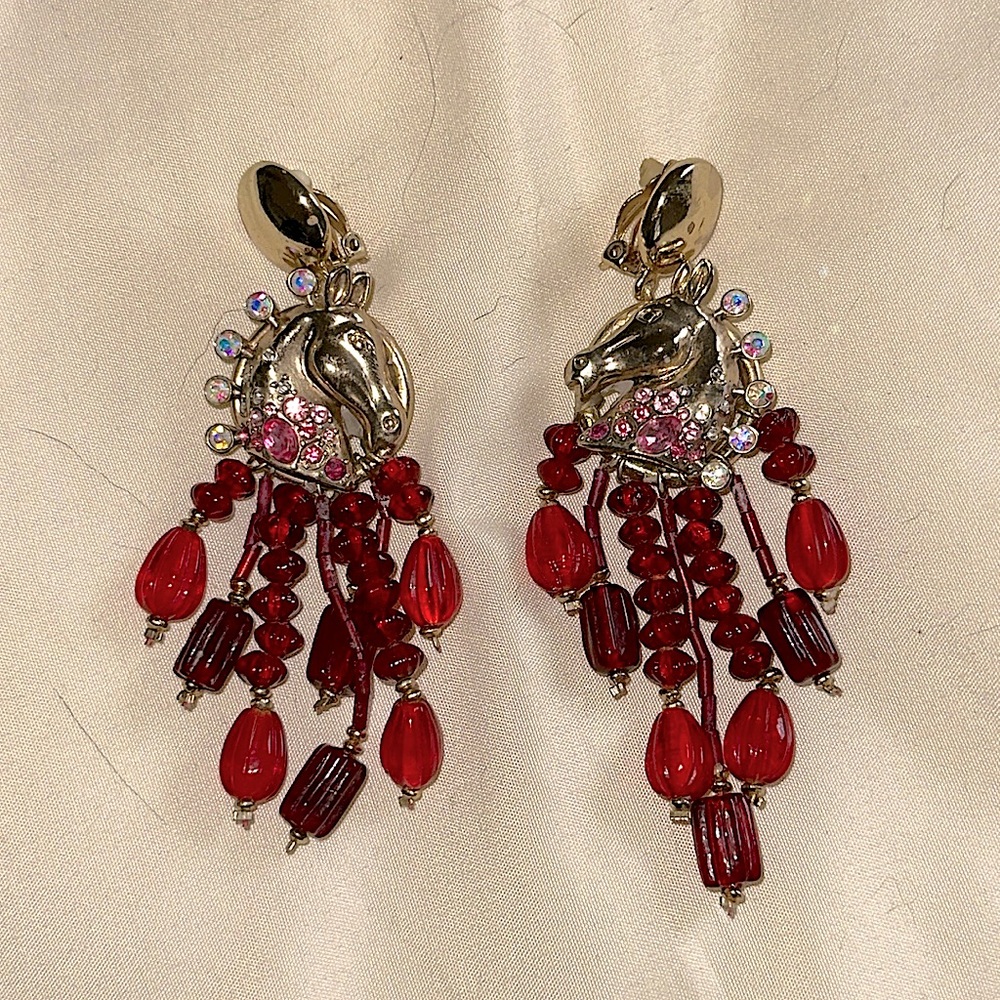 Betsey Johnson horse earrings